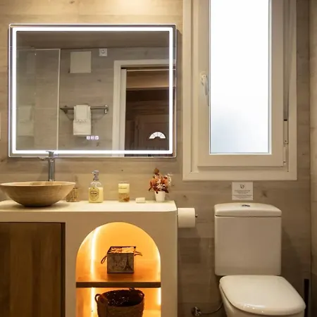 Hogar Con Encanto Y Personalidad * Lametlla Del Valles
