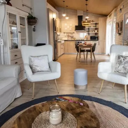 Hogar Con Encanto Y Personalidad Lametlla Del Valles